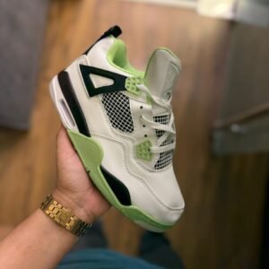 air-jordans-retro-4-oil-aura-front-view.jpg
