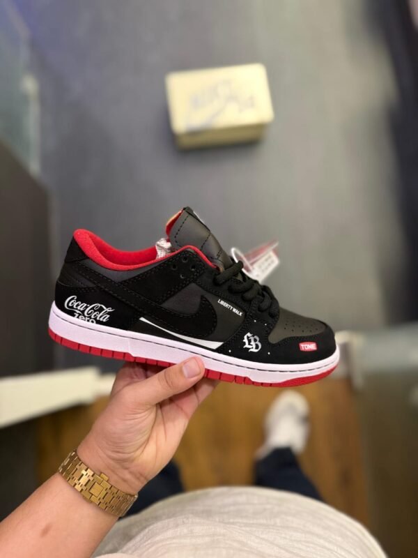 nike-sb-dunk-zero-coca-cola-top.jpg
