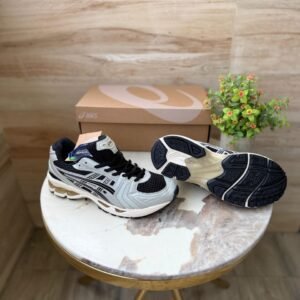 ASICS Gel Kayano