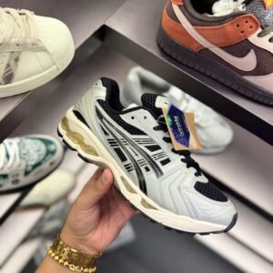 asics-gel-kayano-14-black-silver-1.jpg