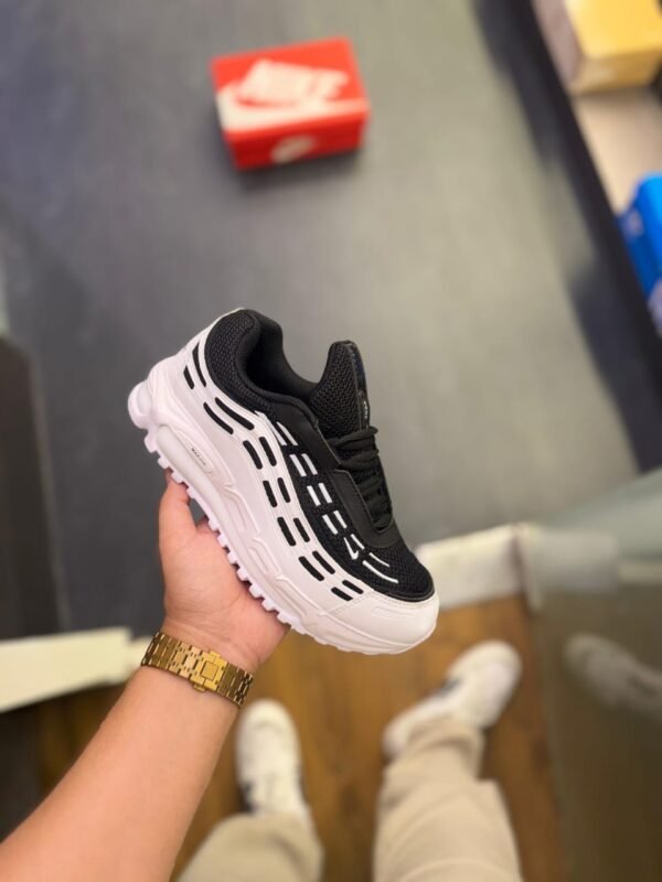 nike-airmax-2025-tl2-5-top-view.jpg