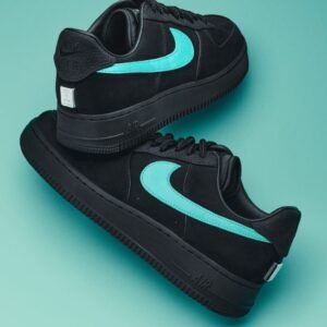 nike-air-force-1-tiffany-semi-ua-front-view.jpg