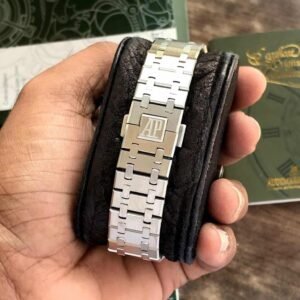 audemars-piguet-royal-oak-openworked-dial-closeup.jpg