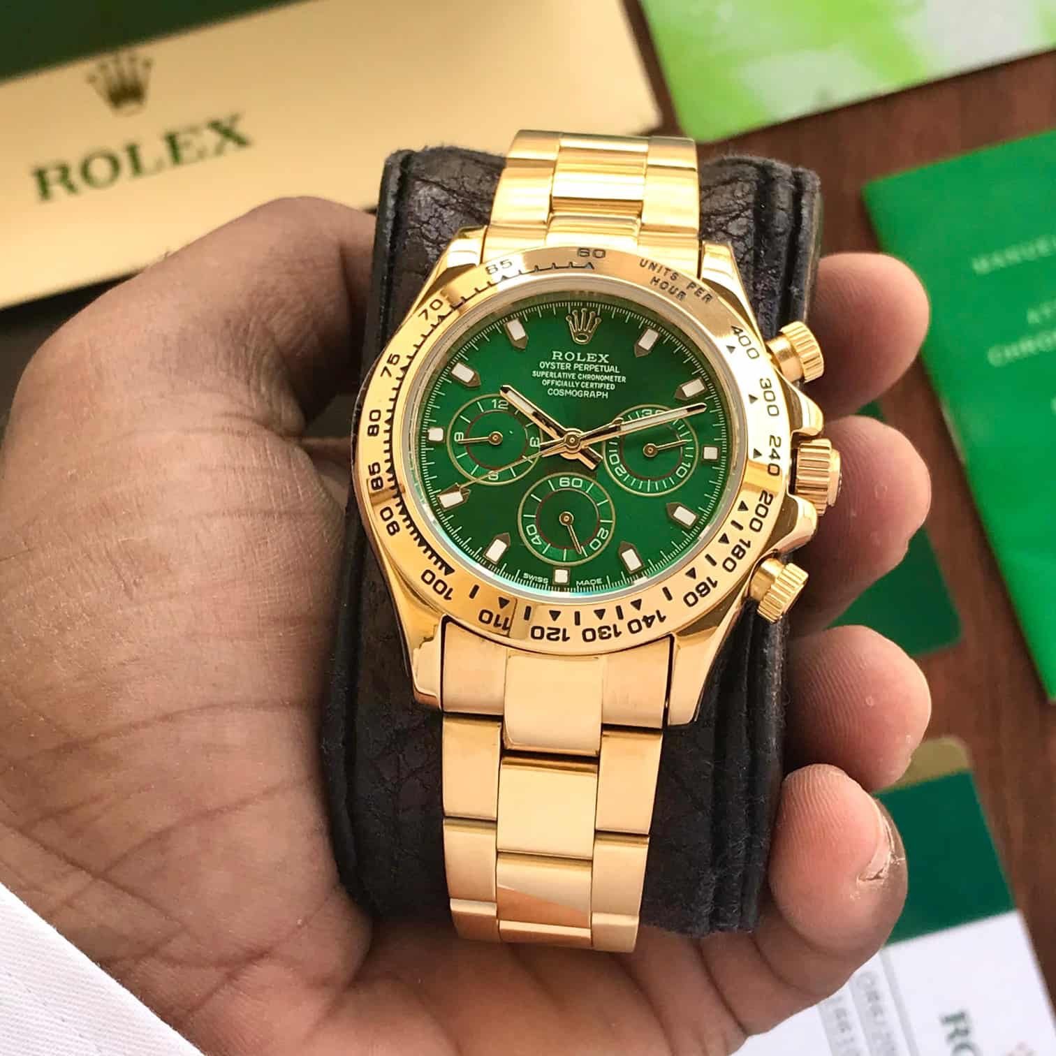 rolex-cosmograph-daytona-gold-green-dial-automatic-watch.jpg